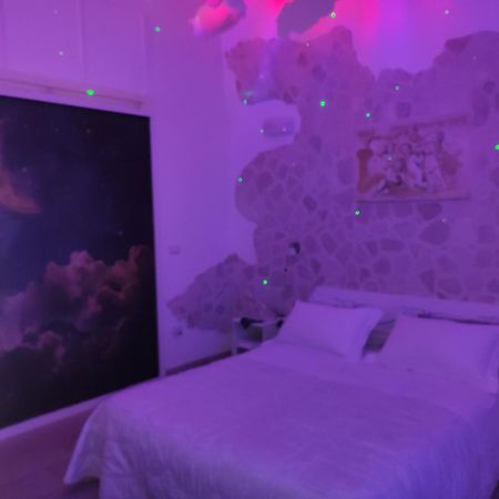 V&M Suite Con Jacuzzi Ostuni Pokój zdjęcie