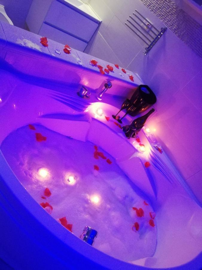 V&M Suite Con Jacuzzi Ostuni Zewnętrze zdjęcie